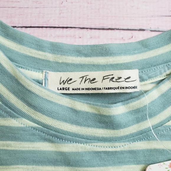We The Free | Night Sky Stripe Tee in Sage Combo - Picture 5 of 14